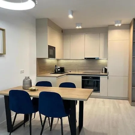 Comfortable For 4 People, Apartament